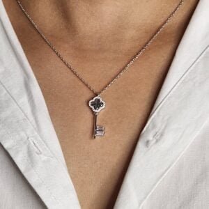 925 sterling silver key shaped pendant with chain