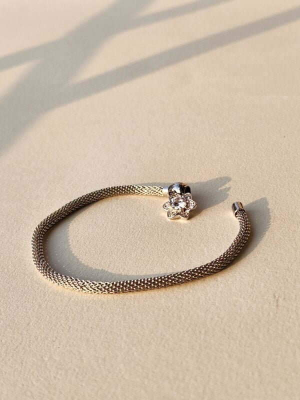 Business Party-wear Minimalistic Bracelet - Image 3