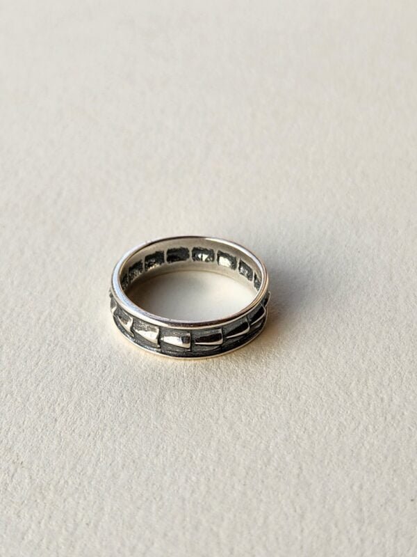 Shark Fin Men's Ring