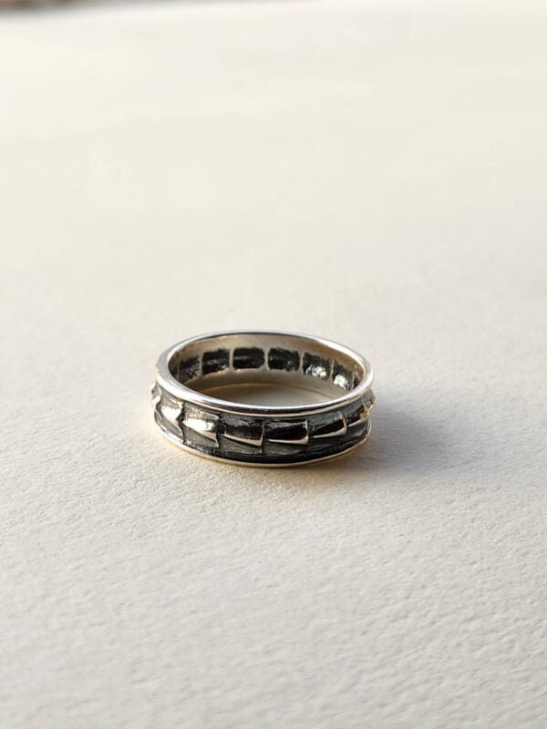 Shark Fin Men's Ring - Image 2